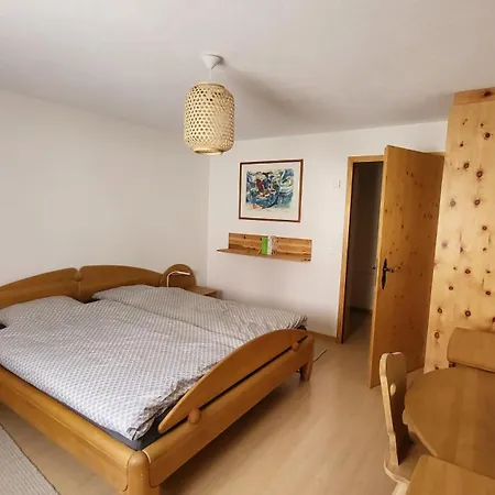 Engadin Barbey Apartamento